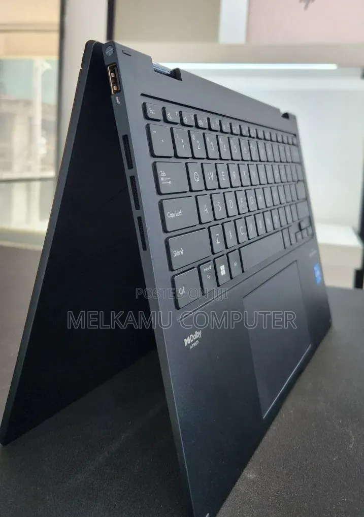 New Laptop Lenovo Yoga 7i 16GB Intel Core i7 SSD 1T