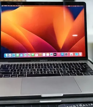 New Laptop Apple MacBook Pro 2017 16GB Intel Core i5 SSD 256GB