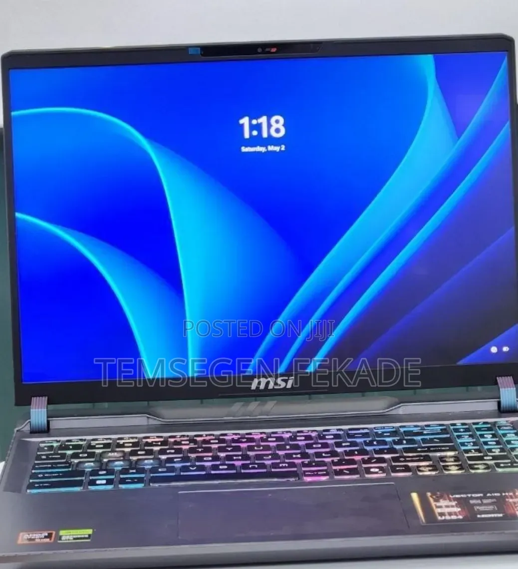 New Laptop MSI Vector 16 HX AI A2XWIG 16GB AMD Ryzen 9 SSD 1T