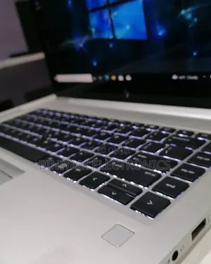 New Laptop HP EliteBook 840 G5 8GB Intel Core i7 SSD 512GB