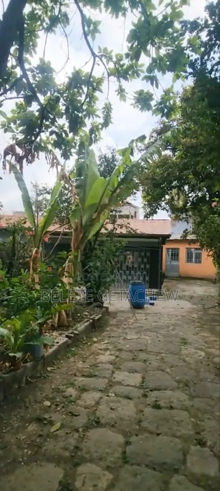 Bole, Old Villa House for Sale 1040sqm
