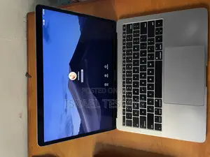 Laptop Apple MacBook Pro 2017 16GB Intel Core i7 SSD 512GB