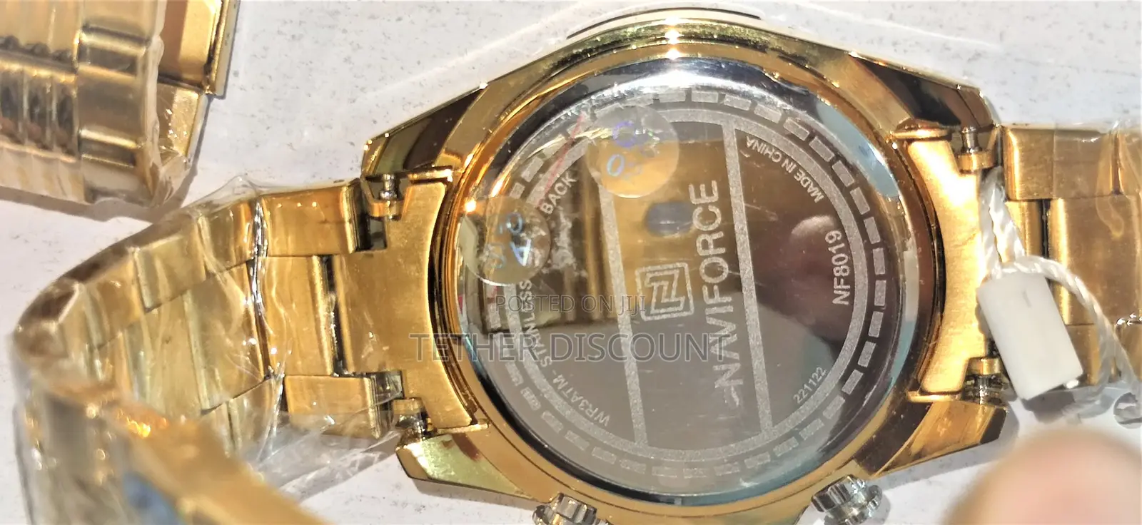 Naviforce Men’S Quartz Watch(ቅናሽ)የወንድ ሰዓት Gold Silver Nf8019