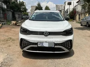 Volkswagen ID.6 2024 White