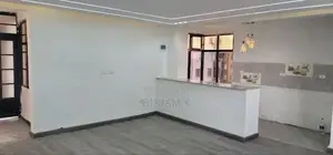 3bdrm Condo in 3 Bedroom Condominum, Bole for sale