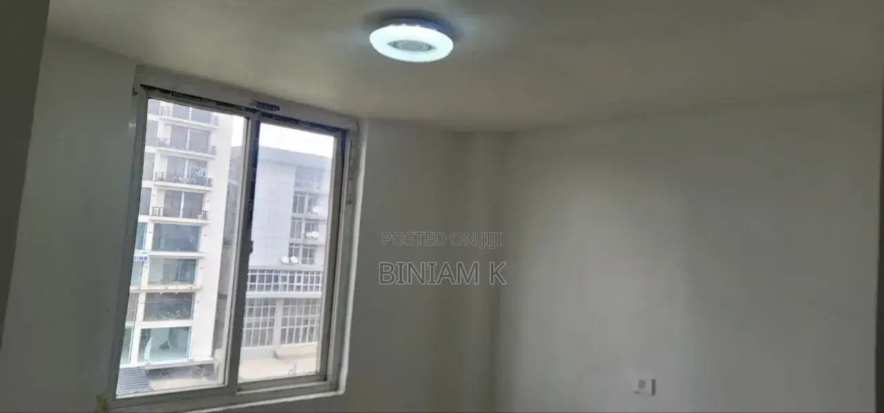3bdrm Condo in 3 Bedroom Condominum, Bole for sale