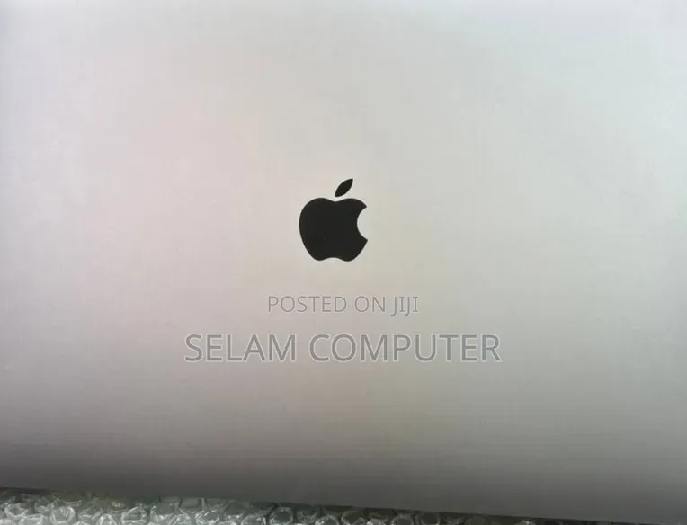 New Laptop Apple MacBook Pro 2017 16GB Intel Core i7 SSD 512GB