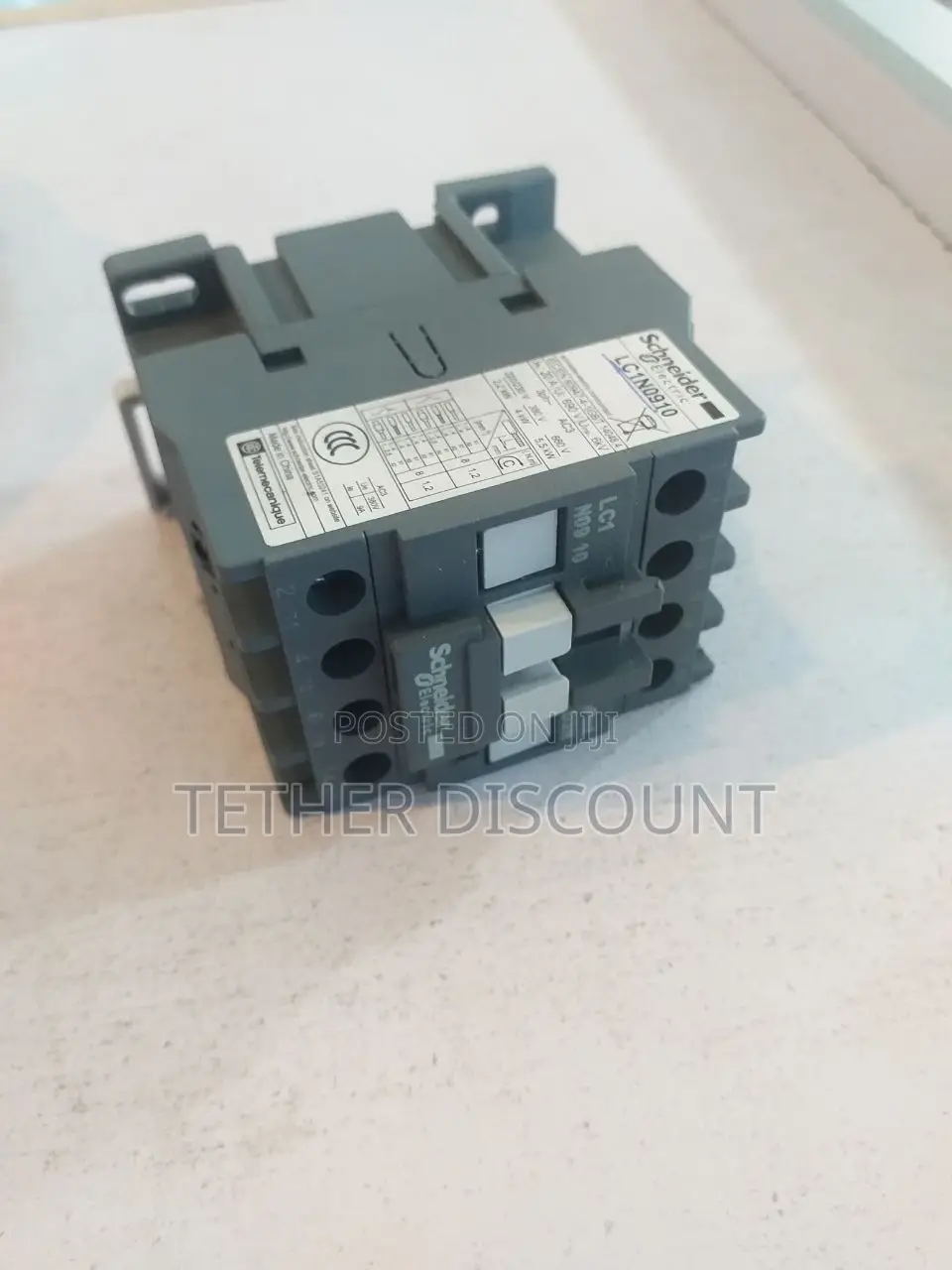 - Schneider Contactor 1pcs አ ዲ ስ የኤሌክትሮማግኔቲክ ማብሪያና ማጥፊያ Lc1n0910