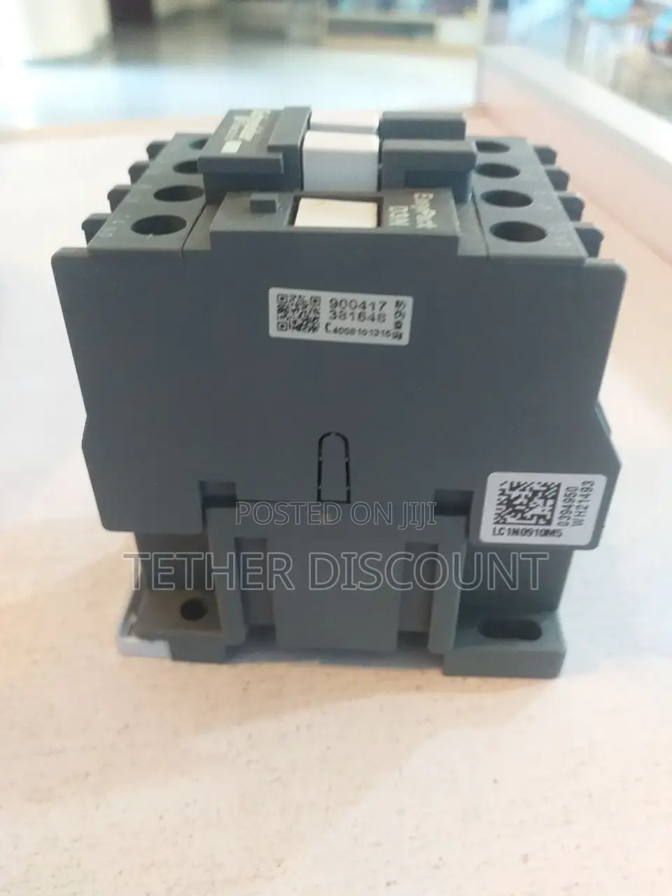 - Schneider Contactor 1pcs አ ዲ ስ የኤሌክትሮማግኔቲክ ማብሪያና ማጥፊያ Lc1n0910