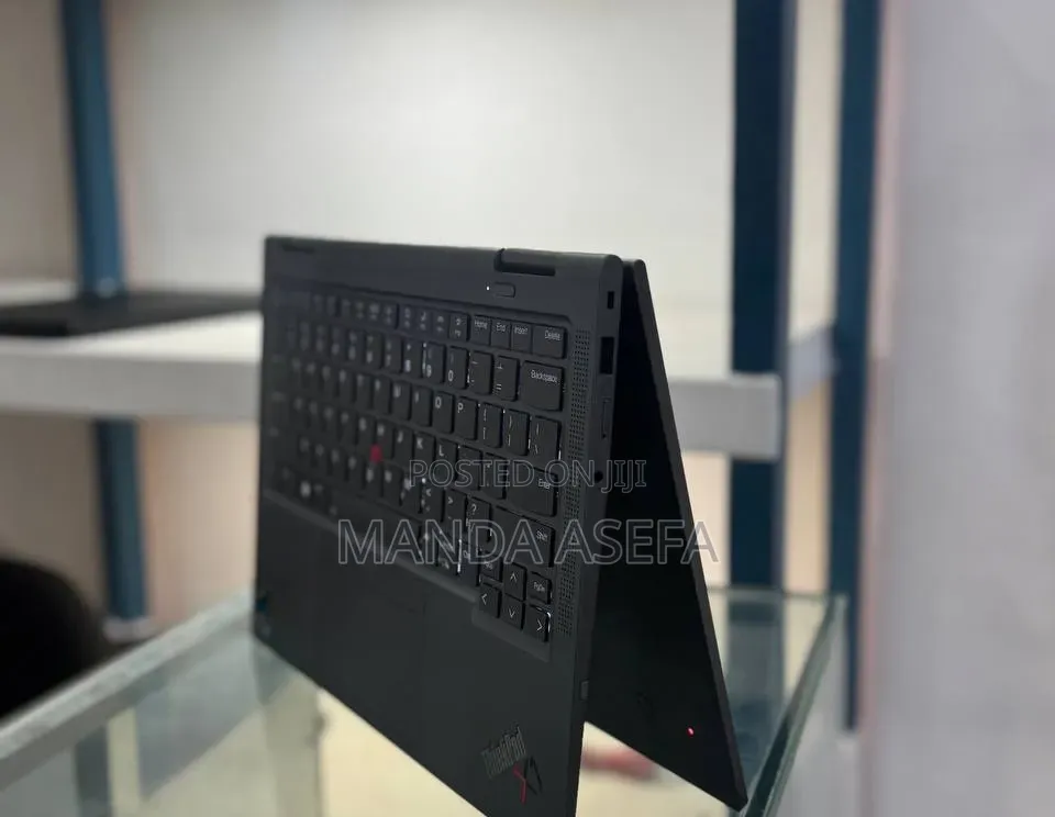 New Laptop Lenovo ThinkPad X1 Yoga 16GB Intel Core i7 SSD 512GB