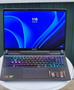 New Laptop MSI Vector 16 HX AI A2XWIG 16GB AMD Ryzen 9 SSD 1T