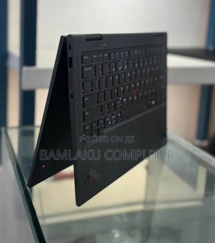 New Laptop Lenovo ThinkPad X1 Yoga 16GB Intel Core i7 SSD 512GB