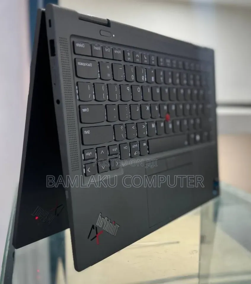 New Laptop Lenovo ThinkPad X1 Yoga 16GB Intel Core i7 SSD 512GB
