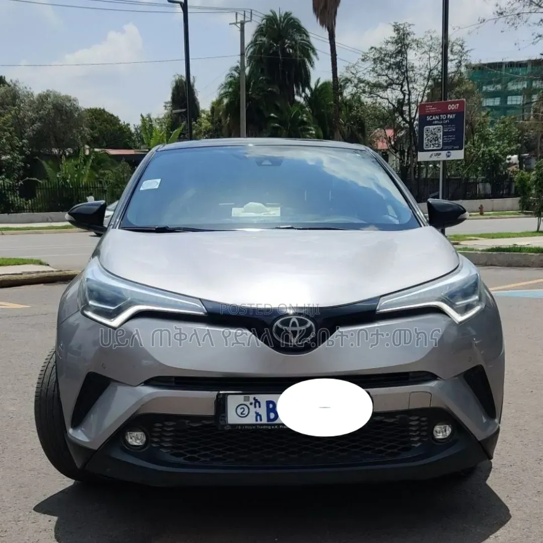 Toyota C-HR 2019 Gold
