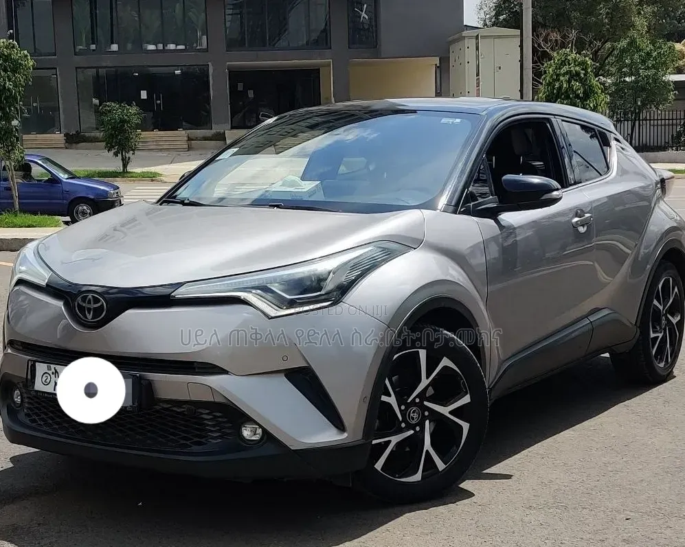 Toyota C-HR 2019 Gold