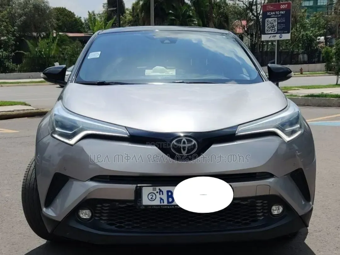 Toyota C-HR 2019 Gold