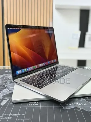 New Laptop Apple MacBook Pro 2017 16GB Intel Core i5 SSD 256GB