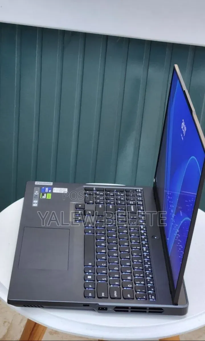 New Laptop Lenovo Legion Y720 16GB Intel Core i9 SSD 1T