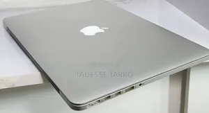New Laptop Apple MacBook Pro 2013 8GB Intel Core i5 SSD 256GB