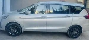 Suzuki Ertiga 2021 Silver