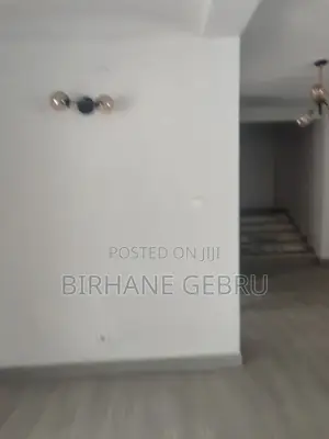 Villa House Rent for Resturant Berger Car Show Room