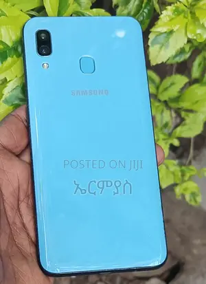 Samsung Galaxy A30 64 GB Blue