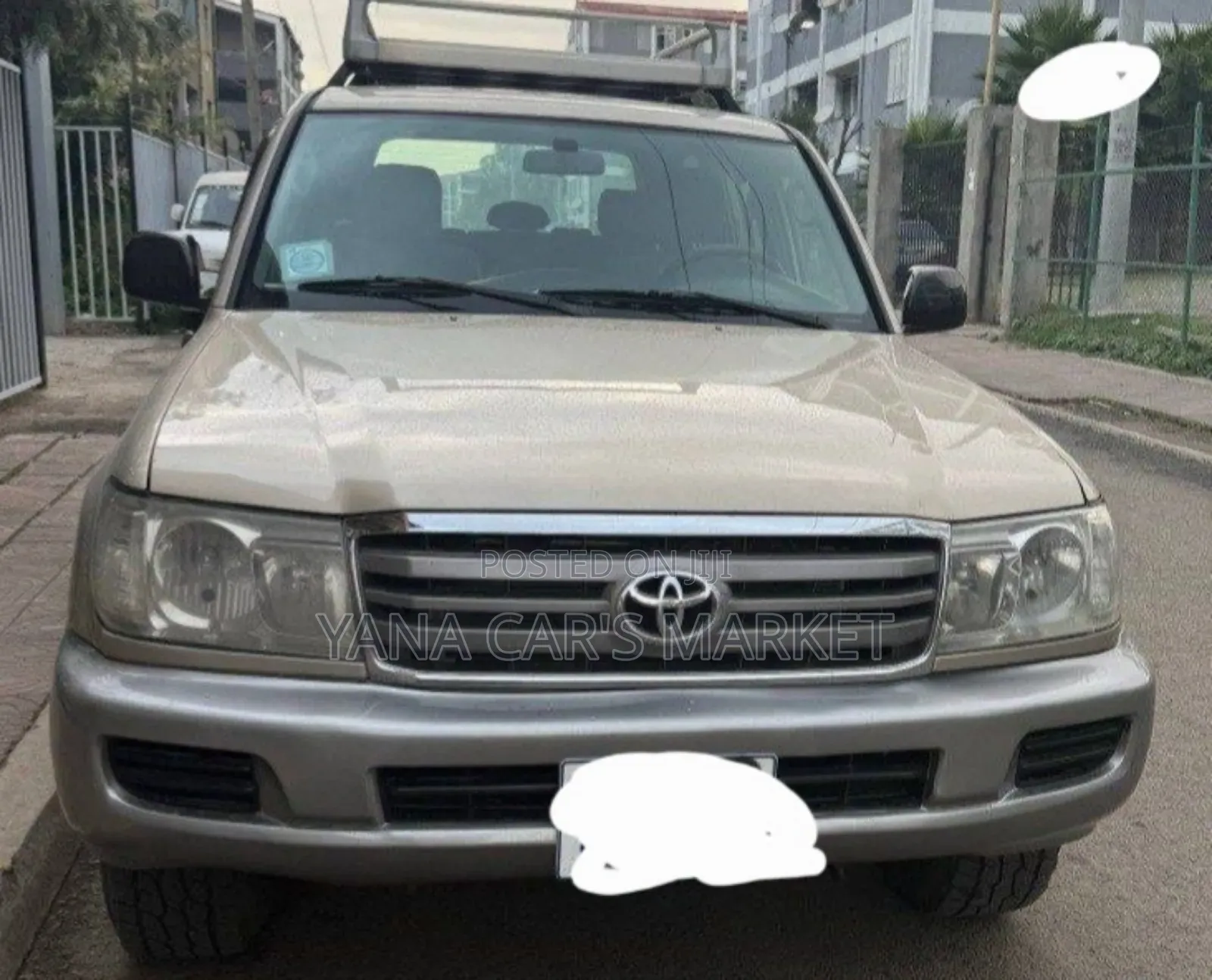 Toyota Land Cruiser 2006 White