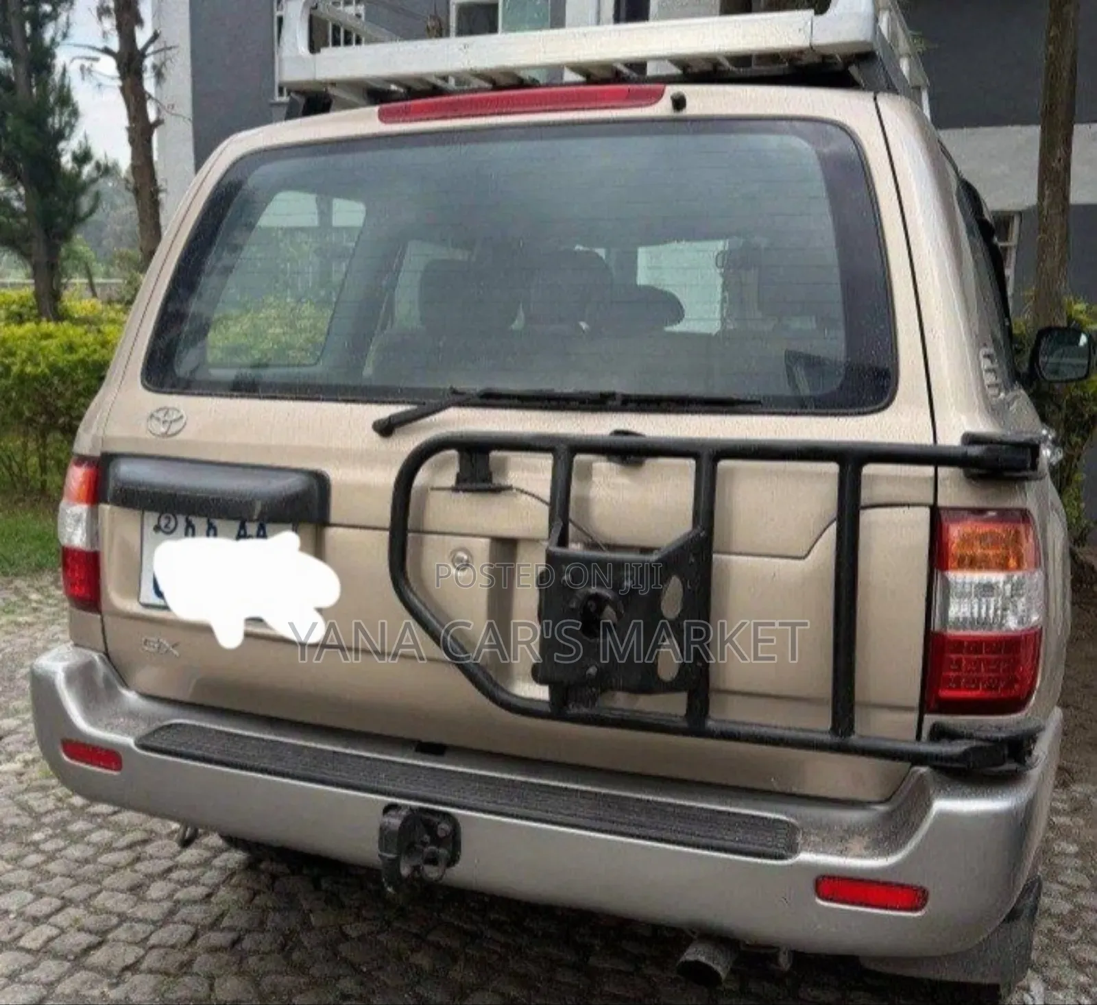 Toyota Land Cruiser 2006 White