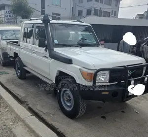 Toyota Land Cruiser 2020 White