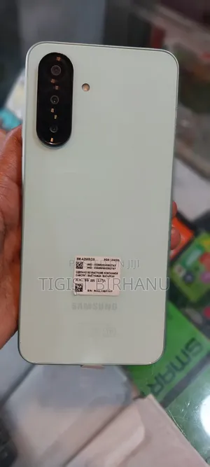 New Samsung Galaxy A26 256 GB Yellow