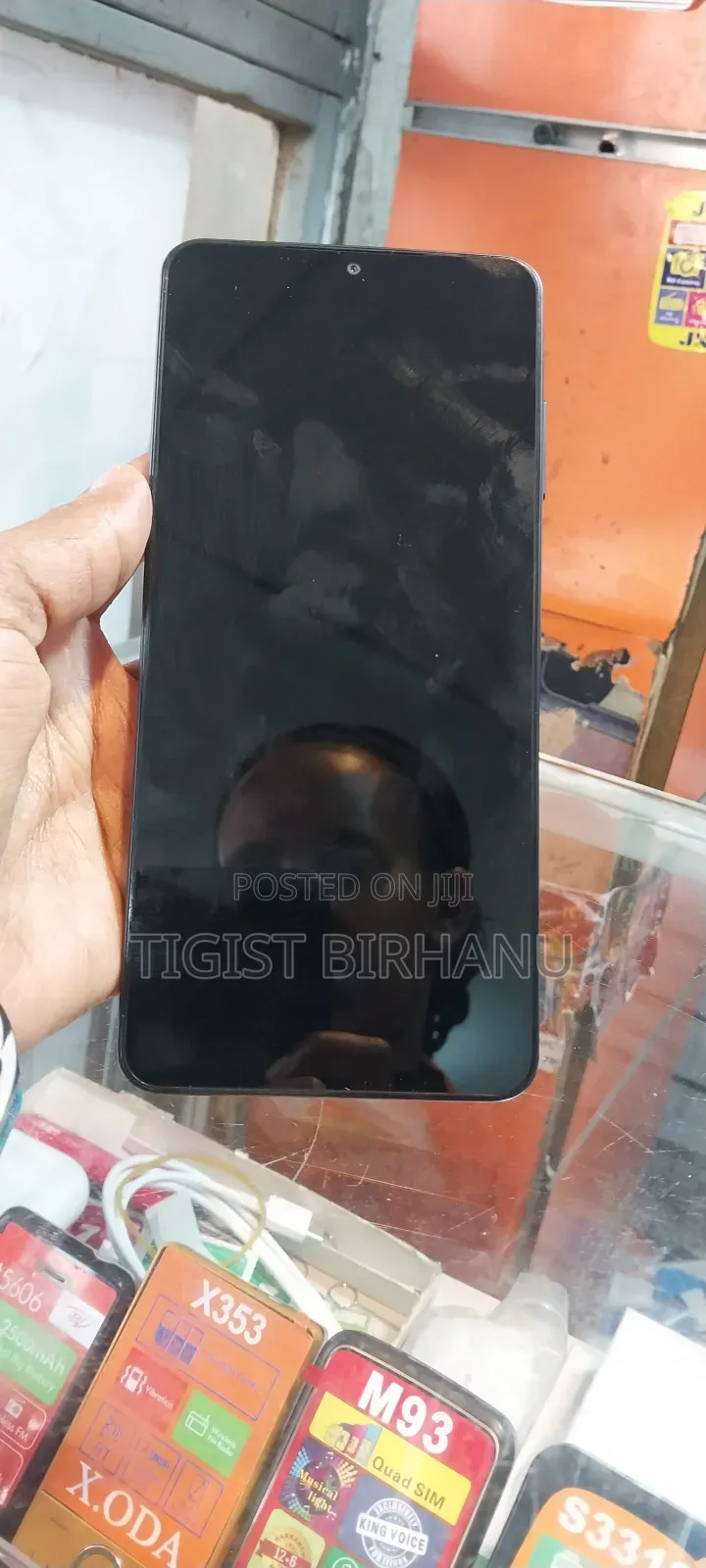 New Samsung Galaxy A06 64 GB Black