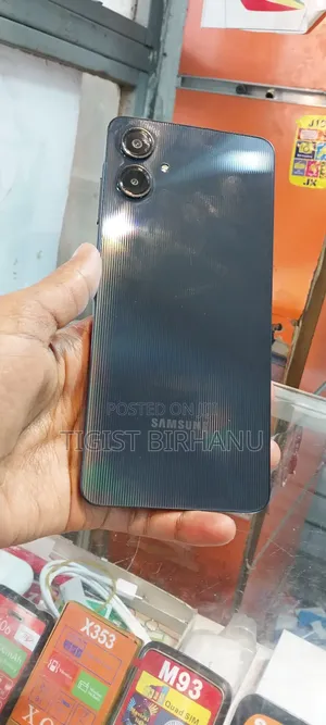 New Samsung Galaxy A06 64 GB Black