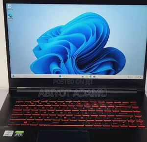 New Laptop MSI GF65 Thin 10UE 16GB Intel Core i7 SSD 500GB