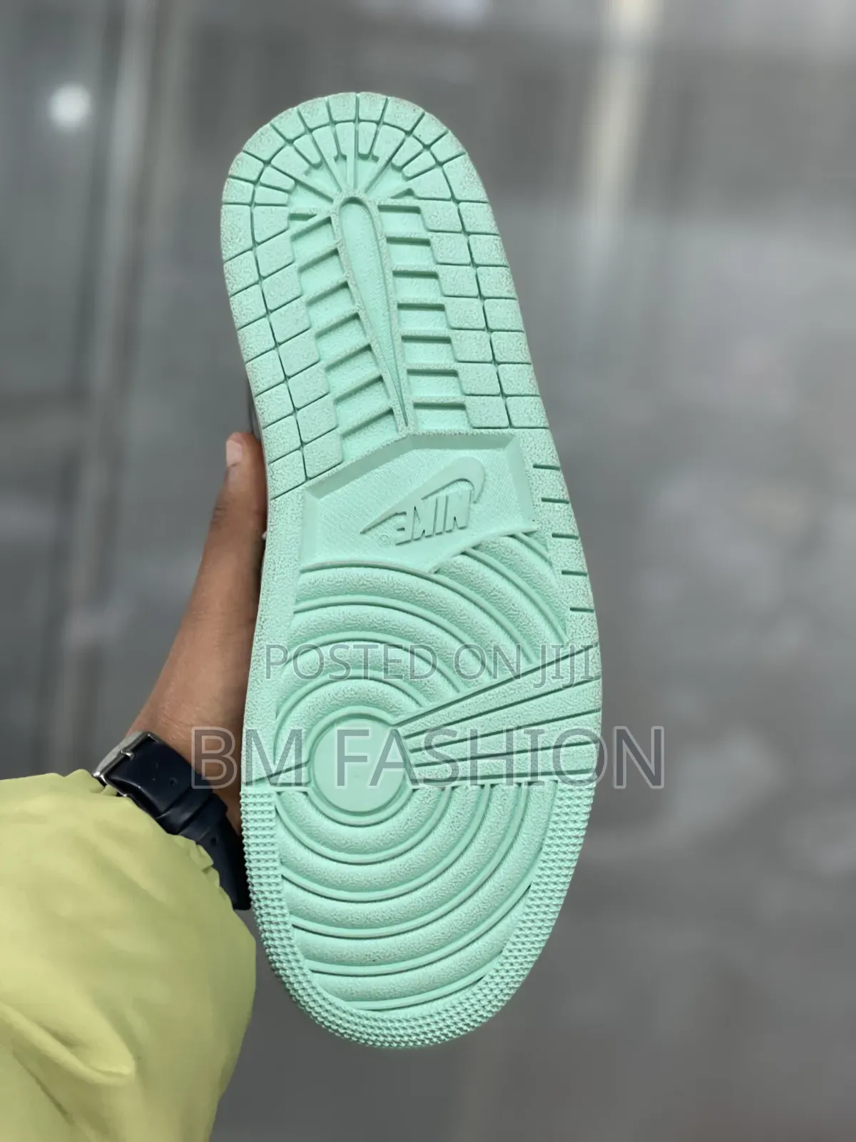Kaws X Air Jordan 1 Retro High Og