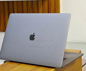New Laptop Apple MacBook Pro 2018 32GB Intel Core i9 SSD 2T