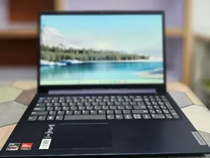 New Laptop Lenovo 8GB AMD Ryzen 5 SSD 512GB