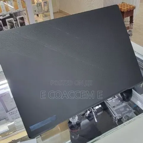 New Laptop Asus 16GB Intel Core i7 SSD 512GB
