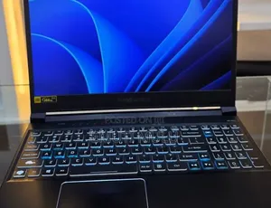 New Laptop Acer Predator Helios 300 16GB Intel Core i7 SSD 512GB