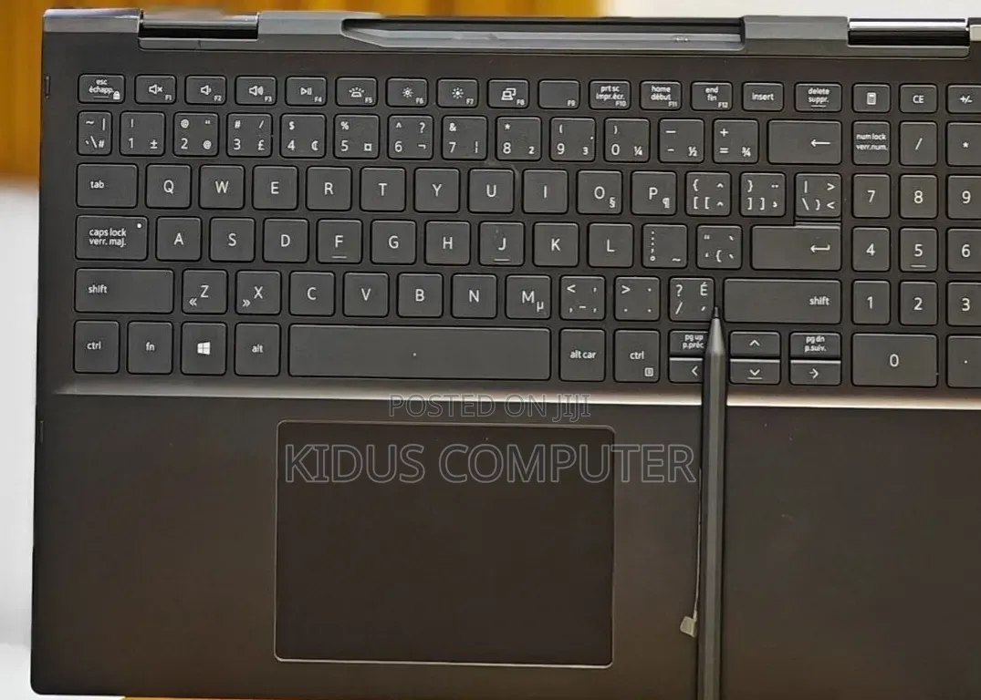 New Laptop Dell Inspiron 15 16GB Intel Core i7 SSD 512GB