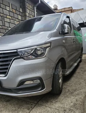 Hyundai Starex 2021 Grey