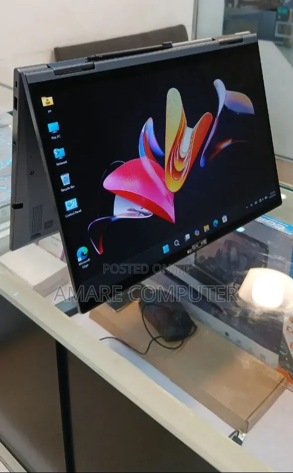 New Laptop Lenovo ThinkPad X1 Yoga 16GB Intel Core i7 SSD 512GB