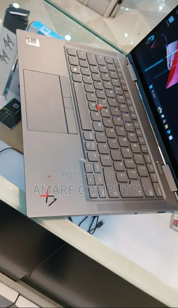 New Laptop Lenovo ThinkPad X1 Yoga 16GB Intel Core i7 SSD 512GB