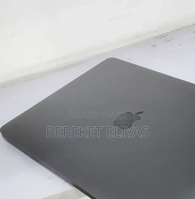 New Laptop Apple MacBook Air 2020 M1 8GB Apple M1 SSD 256GB