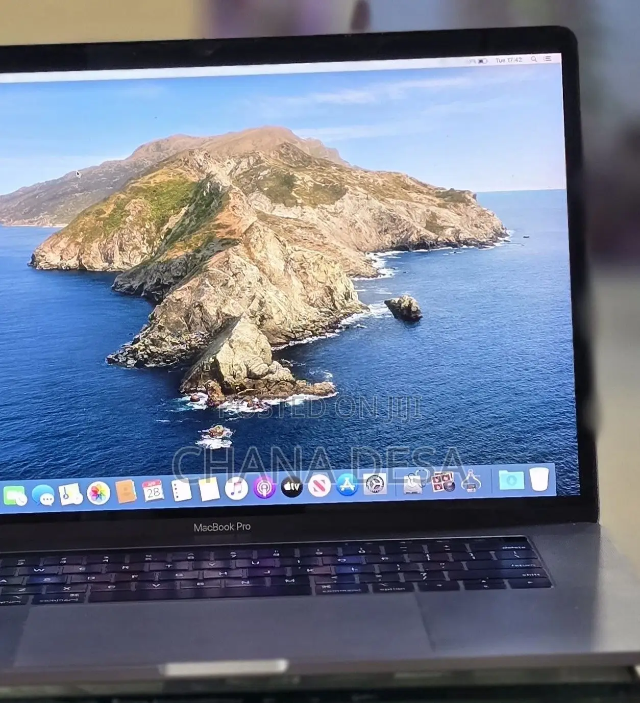 New Laptop Apple MacBook Pro 2018 32GB Intel Core i9 SSD 1T