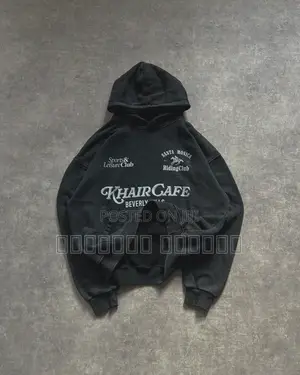 Custom Hoodie – Clean Look, Made Your Way