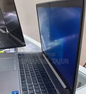 New Laptop HP ZBook 17 16GB Intel Core i7 SSD 512GB