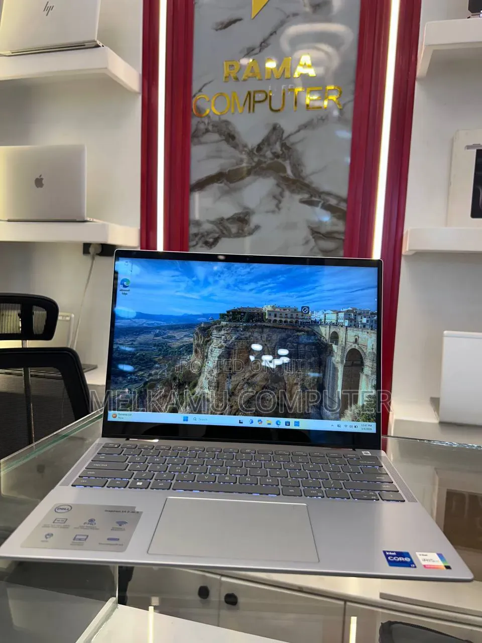 New Laptop Dell Inspiron 14 16GB Intel Core i7 SSD 1T