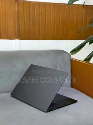 New Laptop HP Pavilion 15 8GB Intel Core i5 SSD 256GB