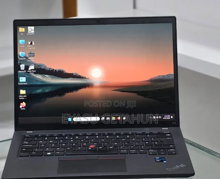 New Laptop Lenovo ThinkPad T14 16GB Intel Core i7 SSD 256GB
