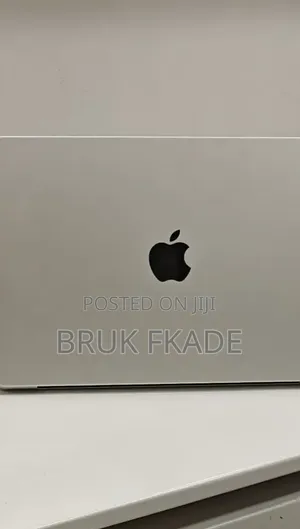 New Laptop Apple MacBook Air 2025 M4 13-inch 16GB Apple M4 Pro SSD 1T